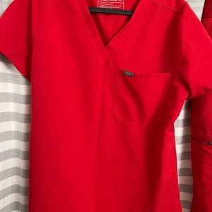 Figs jogger pants and top in red Size Medium Petite $40 for set like new